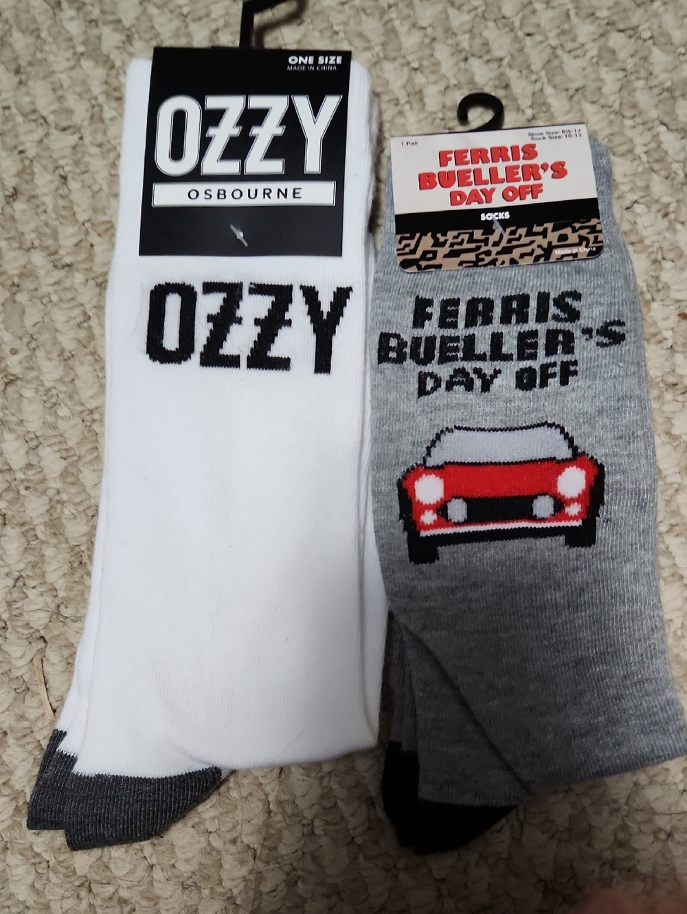 2 Pair Stylis Of Novelty Socks